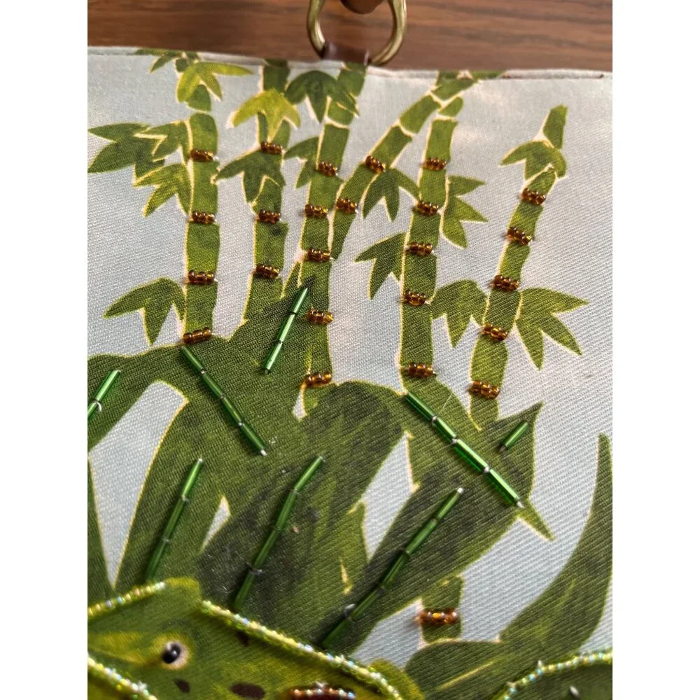 Frog beaded bamboo look handled tote bag - Picture 8 of 10